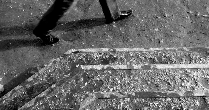 ��������:A step